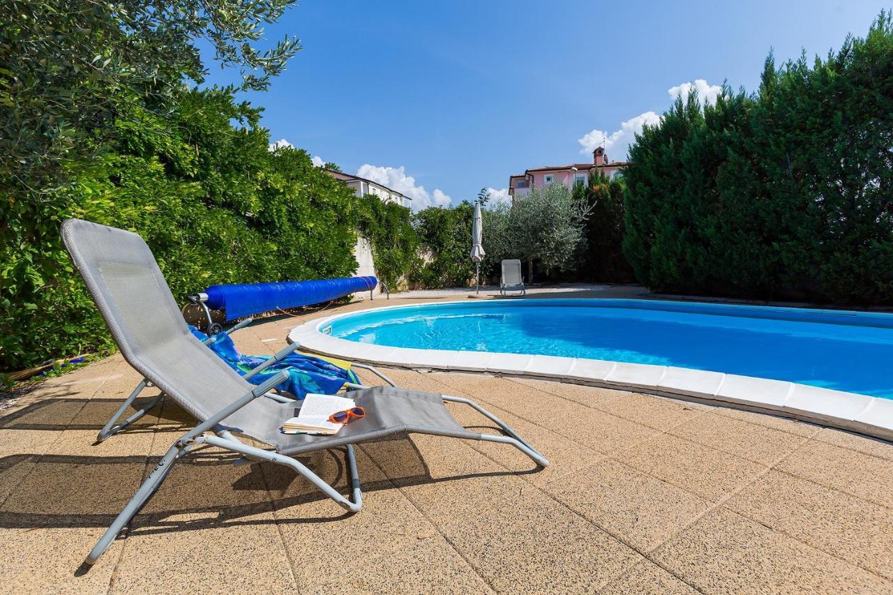 Apartments With A Swimming Pool Novigrad - 7078 Екстериор снимка